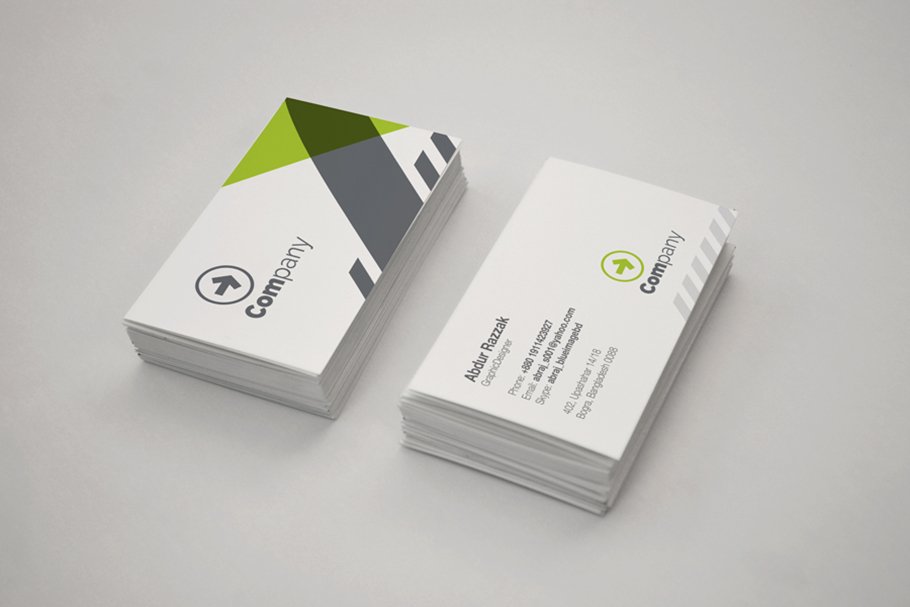 موکاپ کارت ویزیت 4 Business Card MockUps